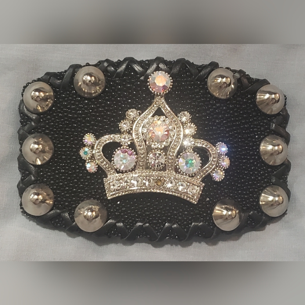 Crown studded men's belt buckle New no tags